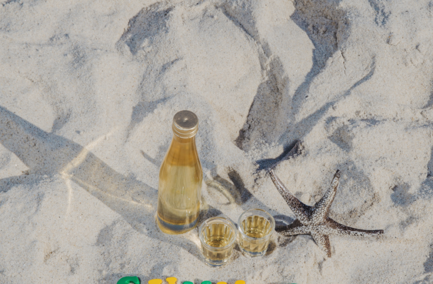 drink letters beach